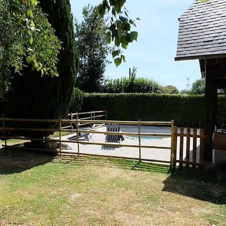Maison A Colombages Pres De Deauville, Trouville Formentin Екстериор снимка
